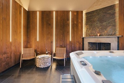 Richmond Place - Apartment in Private Mansion