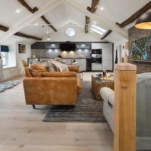 House | 2 bedrooms, desk, iron/ironing board, Internet - Wharton House Mews in Cartmel Lake District (Grange-over-Sands)