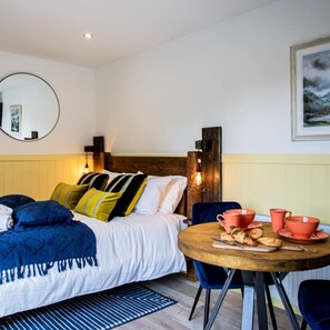 Interior - The Spring Wood Lake District Woodland Cabin (Windermere)