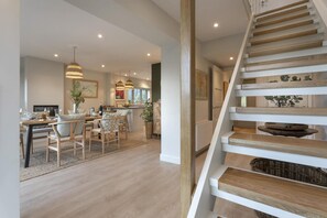 House | 3 bedrooms, desk, soundproofing, iron/ironing board - Barakat Lakes Escape (Ambleside)
