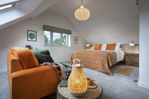 House | 3 bedrooms, desk, soundproofing, iron/ironing board