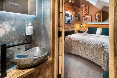 Windermere Central Hotel - Room 4