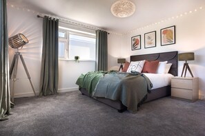 House | 1 bedroom, desk, iron/ironing board, Internet