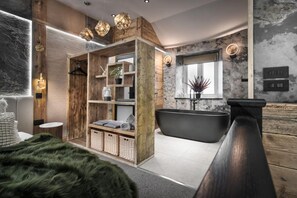 House | 1 bedroom, desk, iron/ironing board, Internet - Coronation Cottage Lake District (Grange-over-Sands)