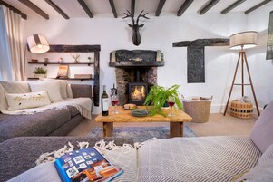 3 habitaciones, escritorio y acceso a internet