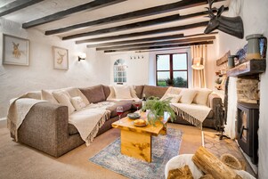 3 habitaciones, escritorio y acceso a internet