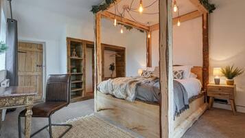 Casa | 3 quartos, escrivaninha, acesso à internet de alta velocidade