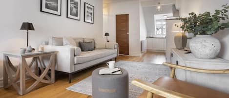 Casa | 1 habitación, escritorio, tabla de planchar con plancha y internet