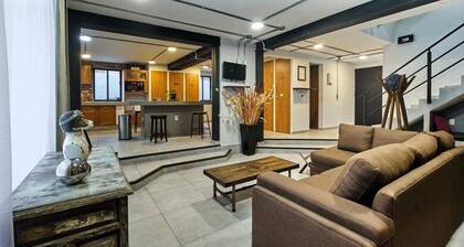 R06 Habitación Equipada STV WIFI Parking