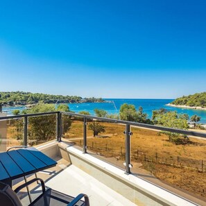Villa, Smoking | 4 bedrooms