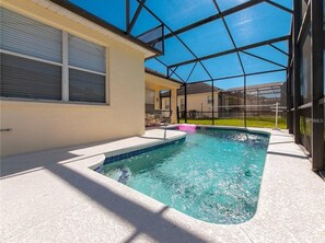 4 bedrooms - Disney Area Vacation Rental Pool (Davenport)