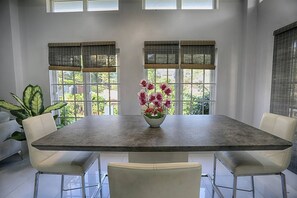 3 habitaciones y acceso a internet 