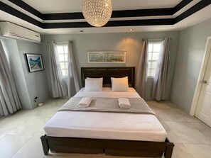 3 bedrooms, Internet - Pool and Jacuzzi Vacation Home (Diego Martin)