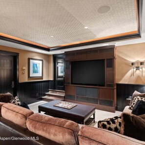 House | 6 bedrooms, Internet - Third Timber by Rovetravel 6BR w Hot Tub Grill (Aspen)