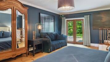 House | 5 bedrooms, Internet