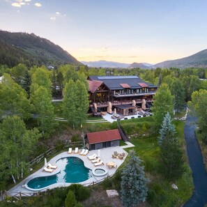 House | 8 bedrooms, Internet