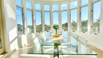 7 bedrooms, Internet