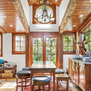 Apartment | 5 bedrooms, Internet - Ajax Manor by Rove Travel 5BR Historic Home (Aspen)