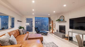 Apartment | 2 bedrooms, Internet