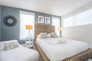House | Exterior - ONE Bedroom Apartment (Miami Beach)