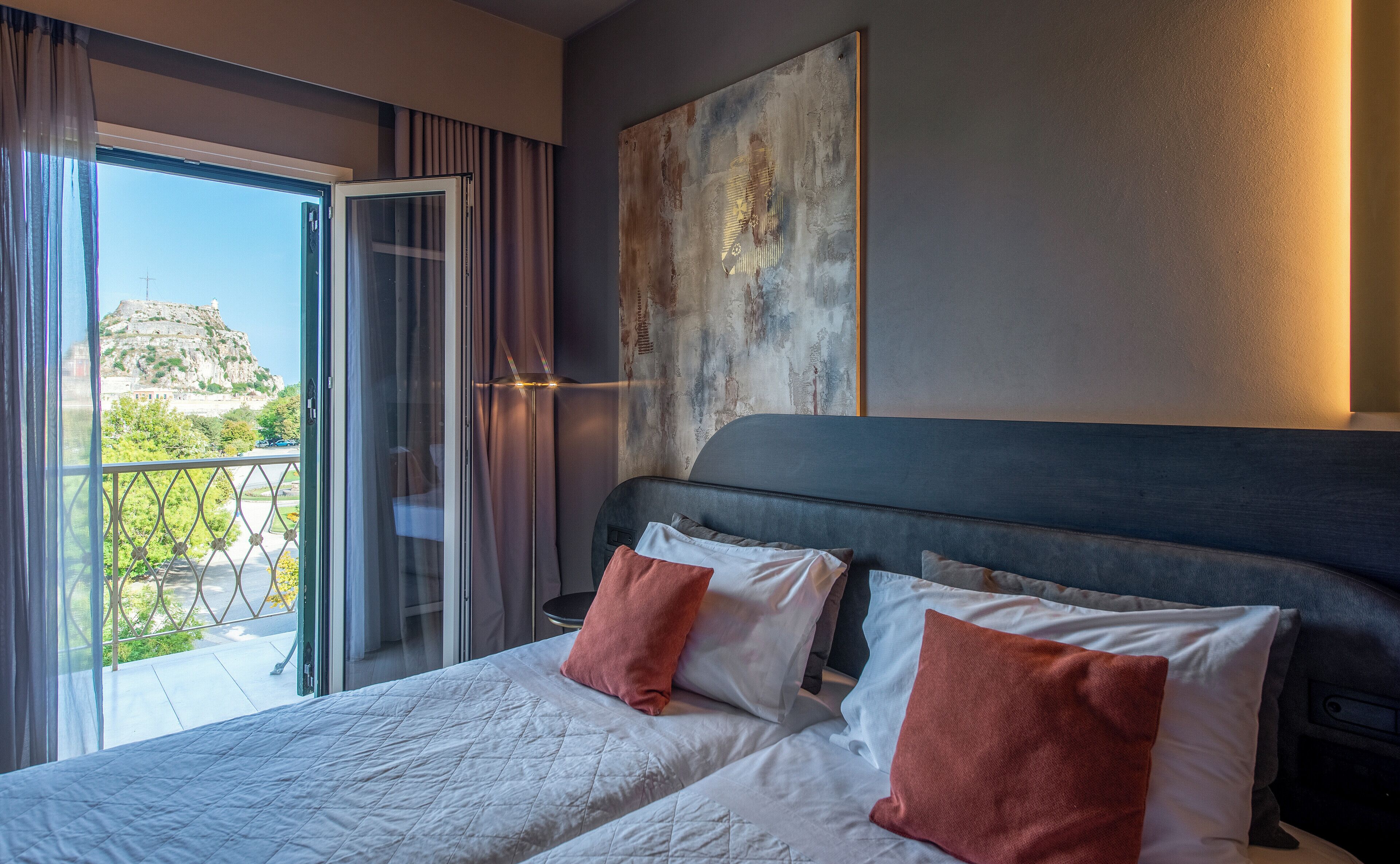 Superior Triple Room, 3 Twin Beds, Park View | Terrace/patio