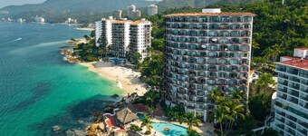Breathtaking Ocean Views Quiet Penthouse
