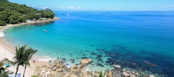Breathtaking Ocean Views Quiet Penthouse