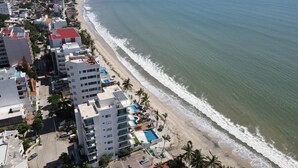 2 bedrooms, Internet - Beach Access 4 Beds 2 Bedroom 2 Bath Quadrant 4107 (Bucerías)