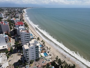 2 bedrooms, Internet - Beach Access 4 Beds 2 Bedroom 2 Bath Quadrant 4107 (Bucerías)