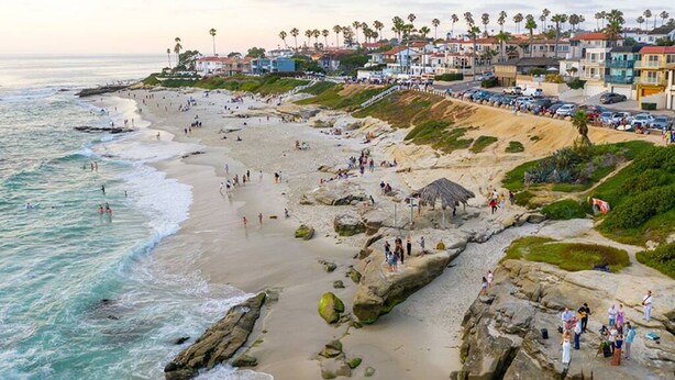Unclassified image, 1 of 27, button - The Rosemont - La Jolla Luxury (La Jolla)