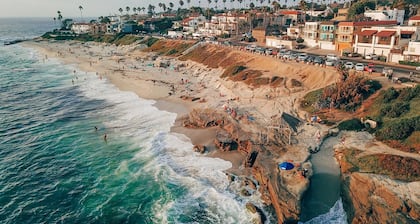 The Rosemont IV - La Jolla Ocean View Retreat