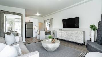 Apartment | 2 bedrooms, iron/ironing board