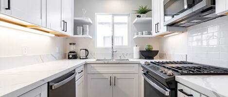 Apartment | 2 bedrooms, iron/ironing board