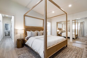 Apartment | 2 bedrooms, iron/ironing board
