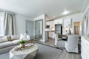 Apartment - The Rosemont II - La Jolla Luxury (La Jolla)