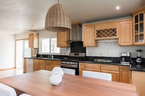 House | Private kitchen - Ocean View Retreat- 4 Blocks From Solana Beach (Solana Beach)