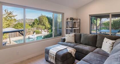 Spacious and Bright 5-bedroom Oasis Pool and Yard