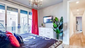 House | 4 bedrooms, desk, high-speed internet