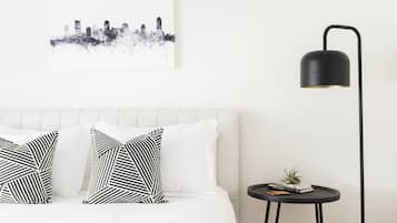 Nhà | 3 phòng ngủ, bàn, bàn ủi/dụng cụ ủi quần áo