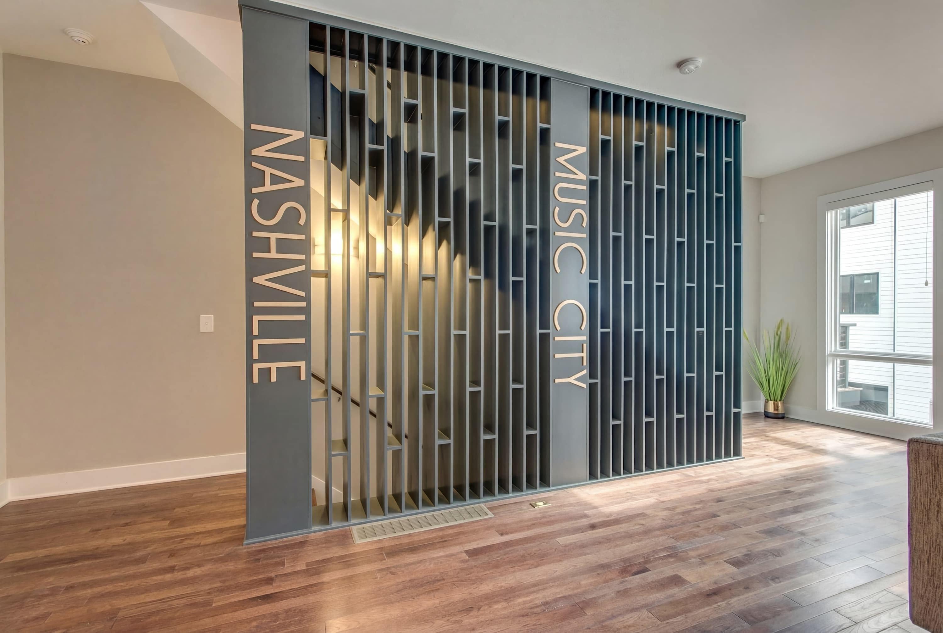 4 chambres, bureau, fer et planche à repasser, Internet