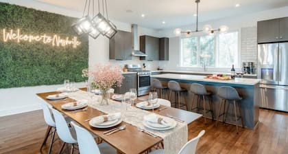 Downtown Luxury - 10 Beds Free Parking