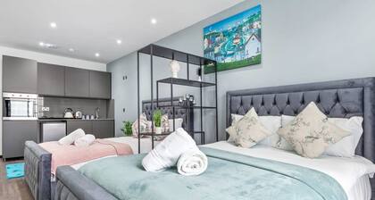 Modern Luxury Studio Near Euston Central London