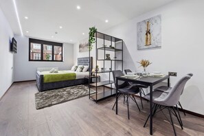 อพาร์ทเมนท์ | 1 ห้องนอน, อินเทอร์เน็ตความเร็วสูง