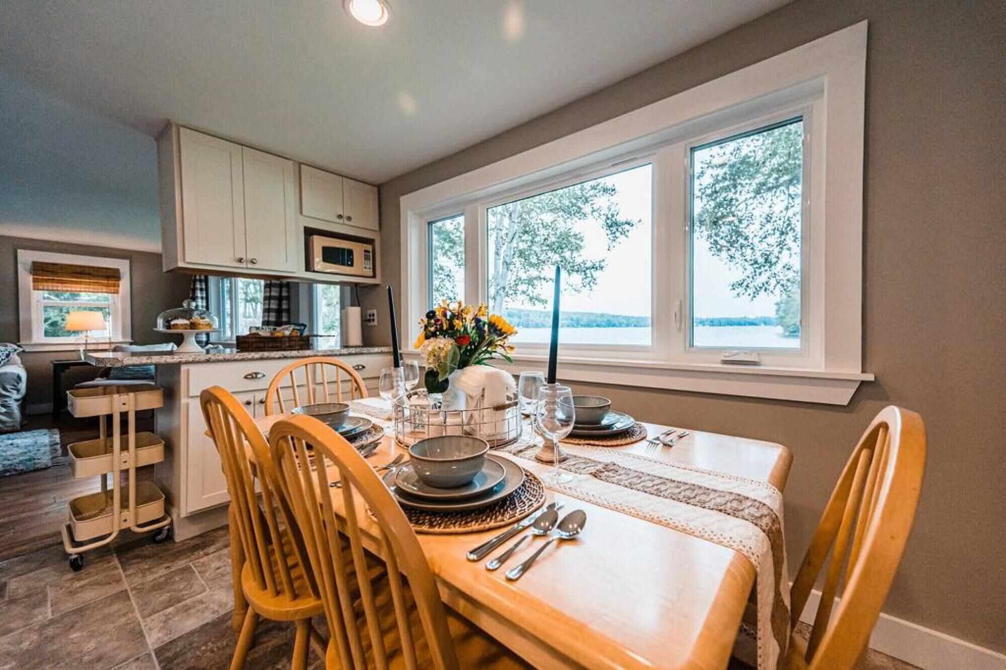 Suite | 2 bedrooms, iron/ironing board, Internet