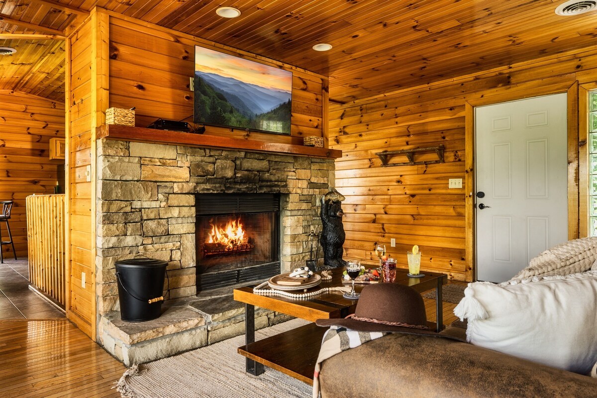 Photo 85 of Quaint&Private | View | HotTub | PoolTable | Bears