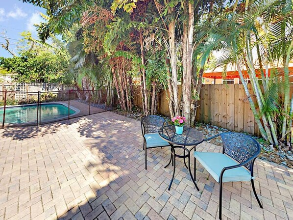 Villa | 3 bedrooms, Internet, bed sheets