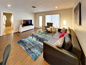 Interior - Hidden Gem Vacation Villa w Private Pool Tikihut (Fort Lauderdale)