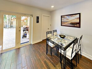 Villa | 3 dormitorios, Internet, ropa de cama