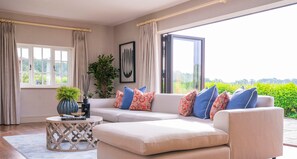 Ferienhaus | 4 Schlafzimmer, Internetzugang