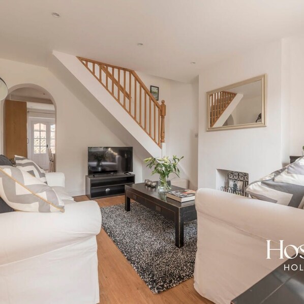 House | 2 bedrooms, Internet - Stunning Character House In The Centre of Henley (Henley-on-Thames)